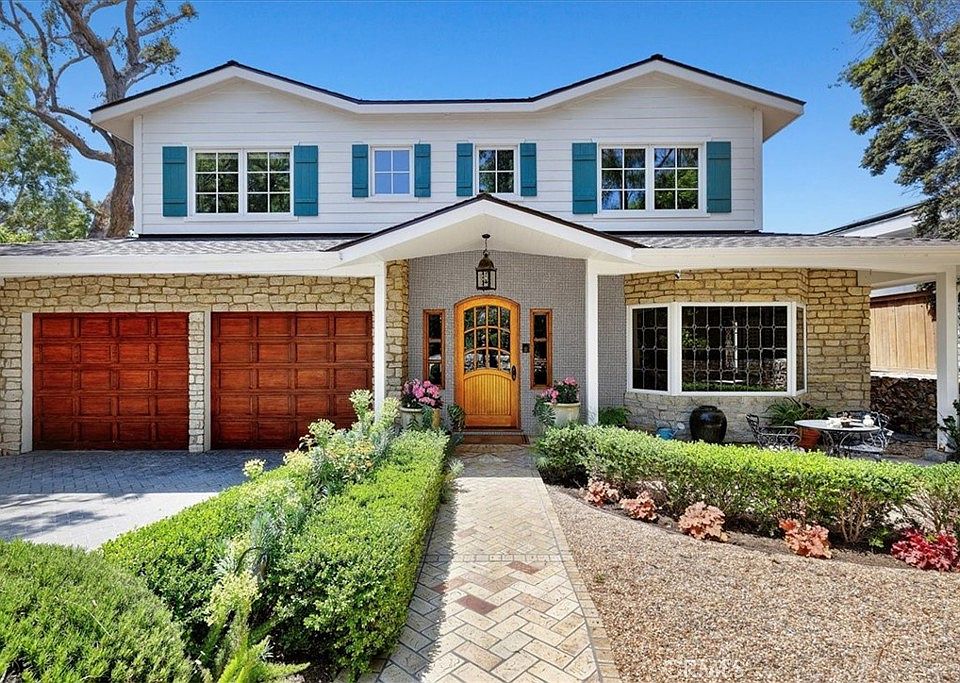 1st image of 79 Dapplegray Ln