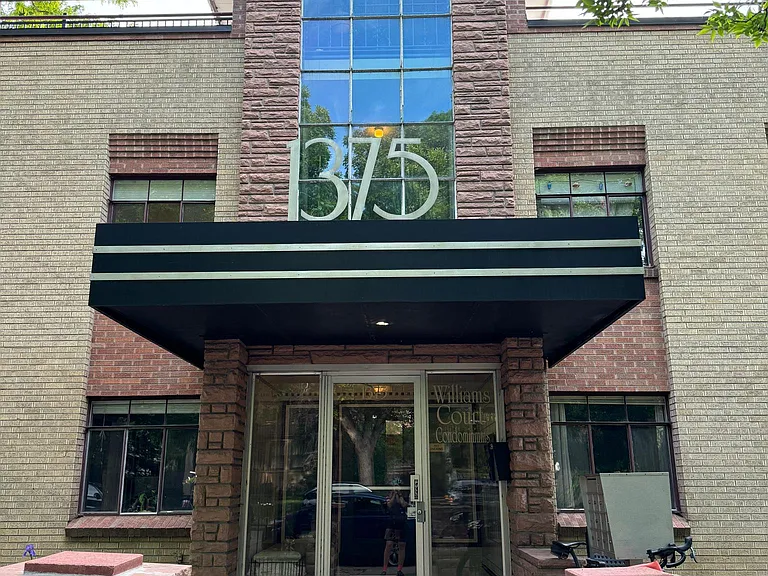 1375 N Williams St #203 — Photo 2