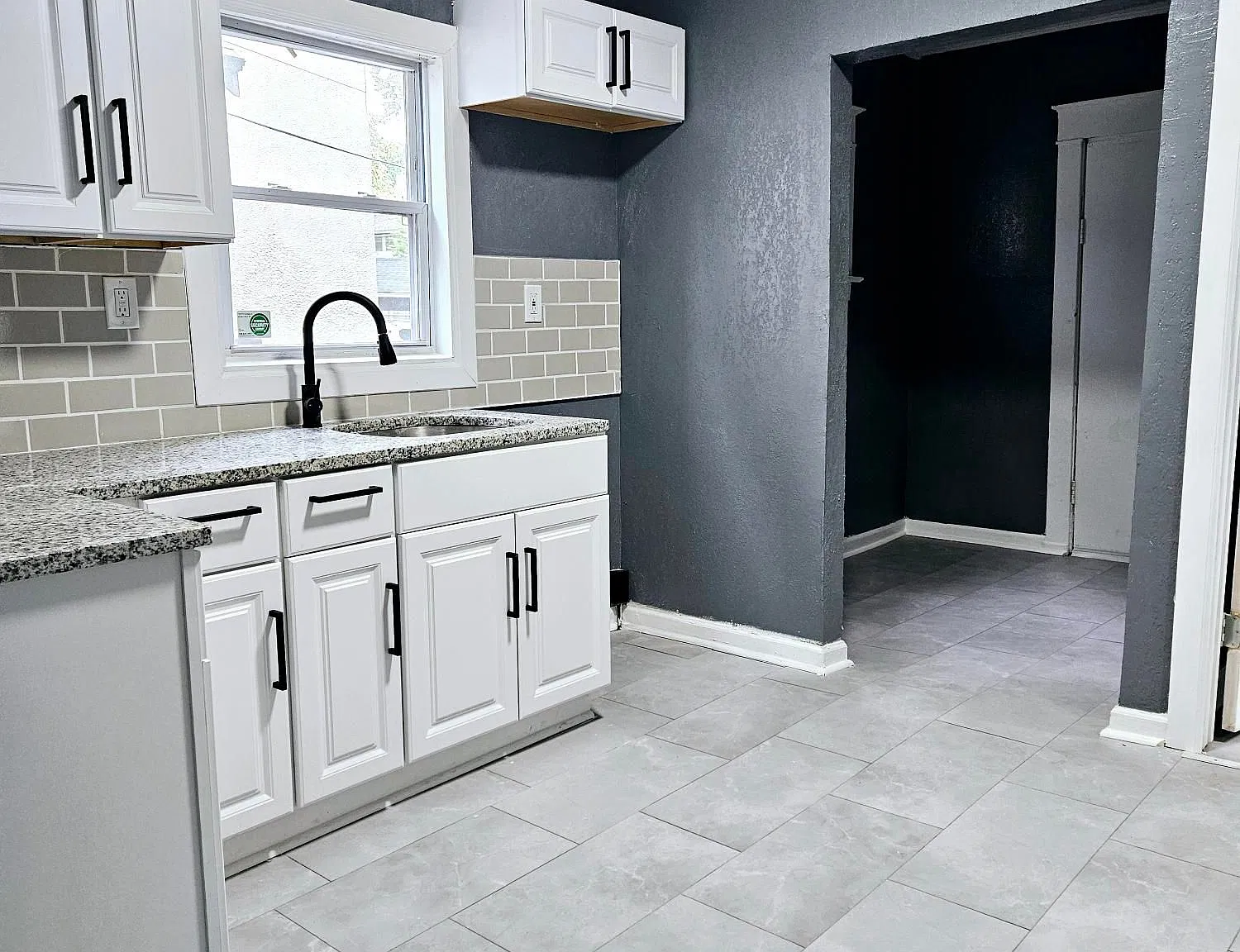 3 bed, 2.0 bath, 1582 sqft, $1,600 — Photo 1
