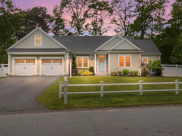 1 Snead Drive, Mashpee, MA 02649