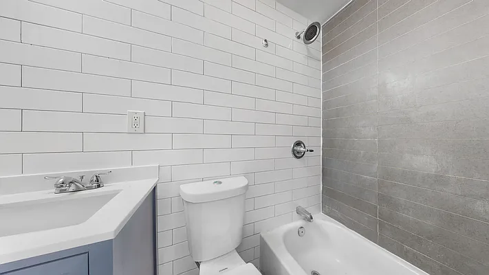 Rented by Makover Group Inc | media 23