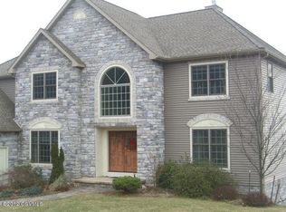 196 Skyward Dr, Danville, PA 17821