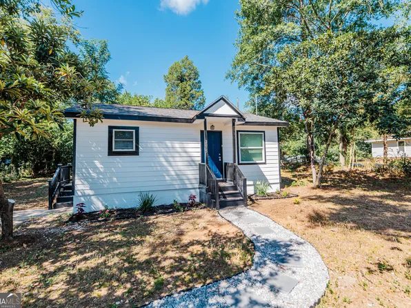 2015 Kitchens Rd, Macon, GA 31211