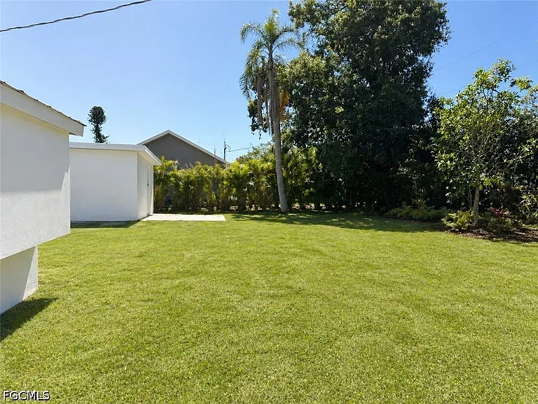 4426 Poinsettia St — Photo 16