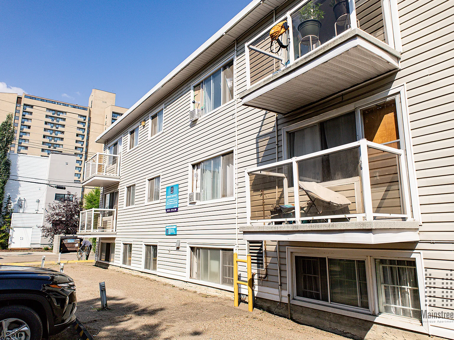 McCam 4 Apartments — Photo 2