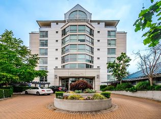 5860 Dover Cres #301, Richmond, BC V7C5S6