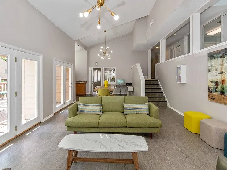 The Preserve on Allisonville Townhomes — Photo 19