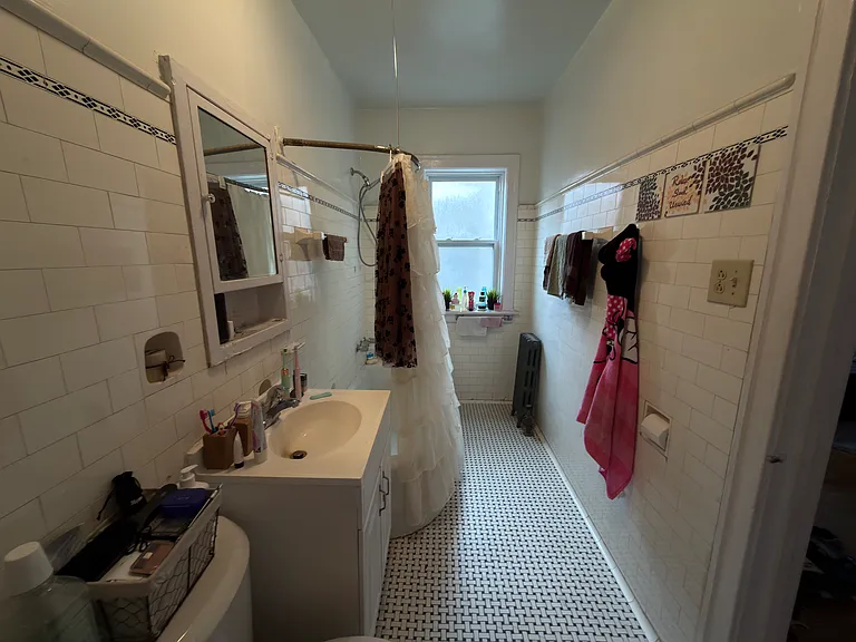 6437 N Leavitt St #1 — Photo 9
