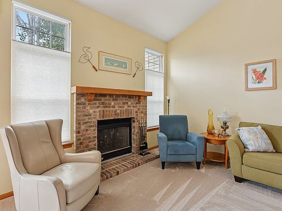 4th image of 1011 Blackburn Dr