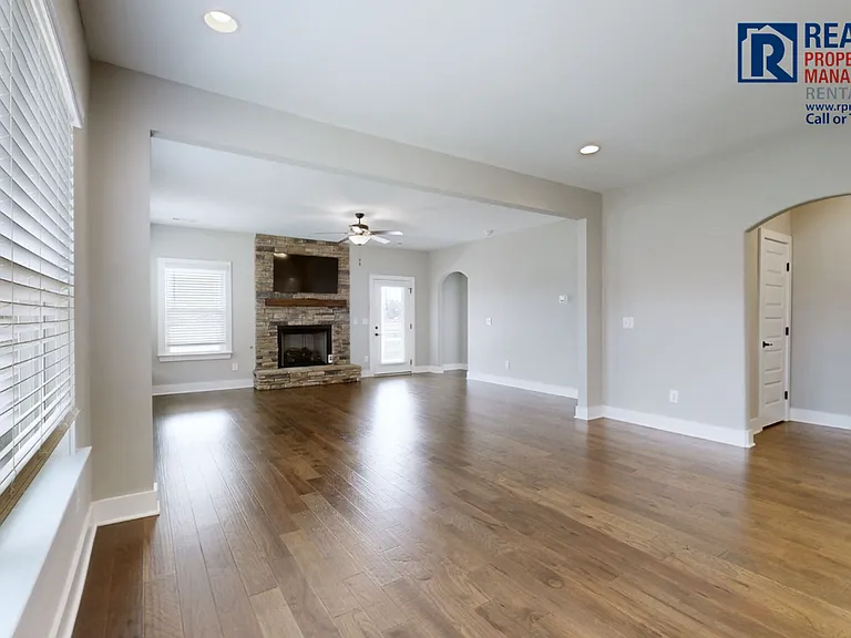 4302 Peacemill Ln — Photo 7