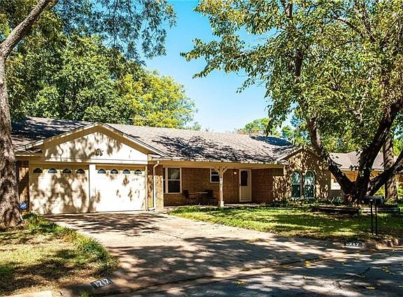 2nd image of 1717 Aberdeen Dr