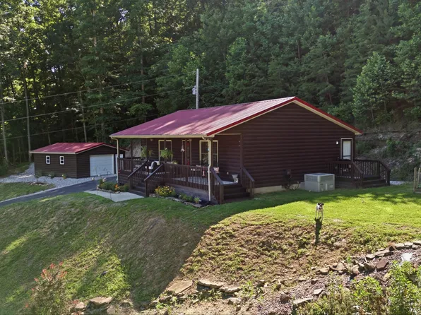 850 Cliffs Edge Rd, East Bernstadt, KY 40729