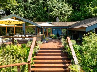 315 Bayview Rd, Lions Bay, BC V0N2E0