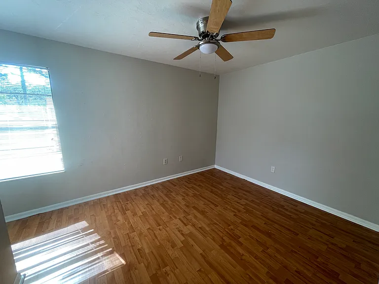 4345 SW 20th Ln — Photo 15
