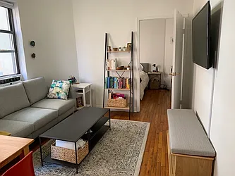 Rented by Living New York