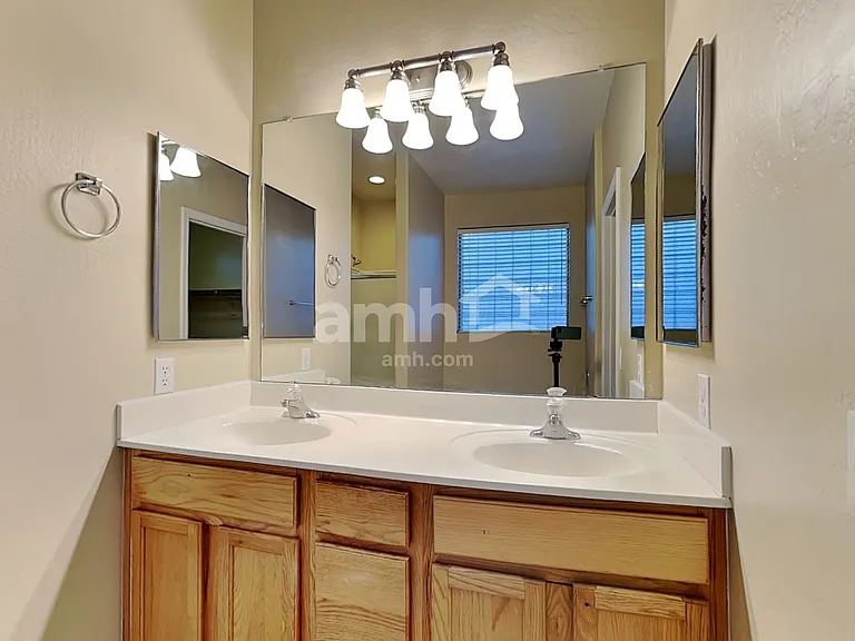 7242 W Saint Charles Ave — Photo 12