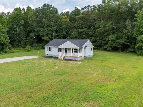 25600 Doe Dr, Petersburg, VA 23803