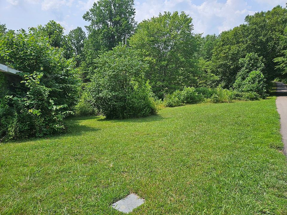 2nd image of 368 Kozy Fireplace Rd