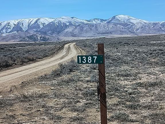 3rd image of 1387 Meeteetse Trl