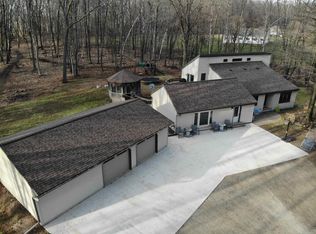 W9786 Bonnin Rd, New London, WI 54961