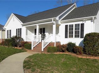 9543 Oakbrook Rdg, Rural Hall, NC 27045