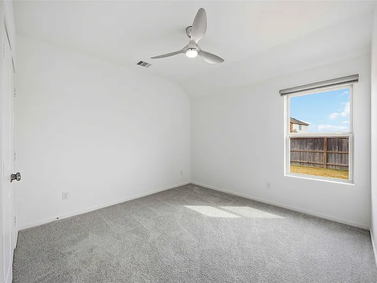 4907 Gentle Creek Ct — Photo 25