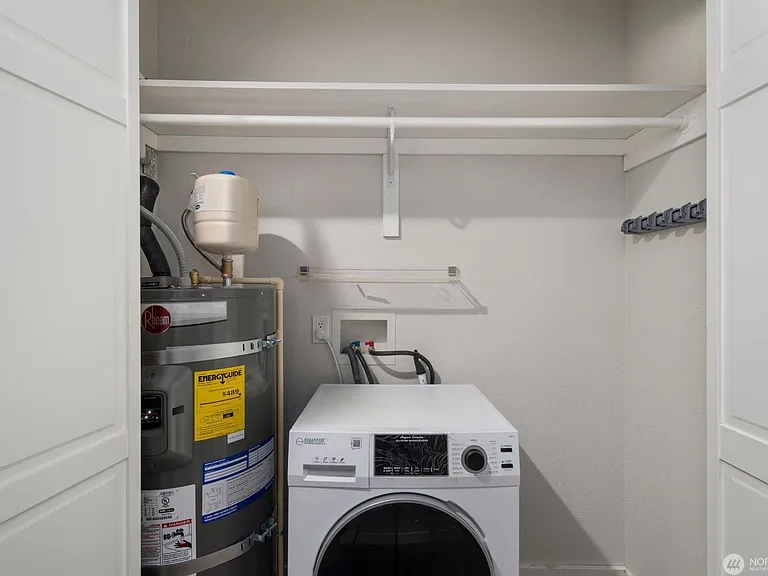 952 100th Ave NE #237 — Photo 24
