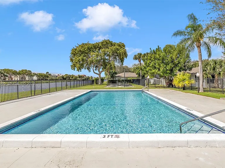 3014 SW 21st Ter #352C — Photo 29