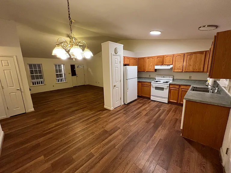 287 Land Or Dr — Photo 4