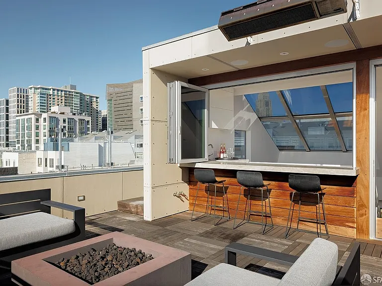 542-544 Natoma St #A — Photo 18