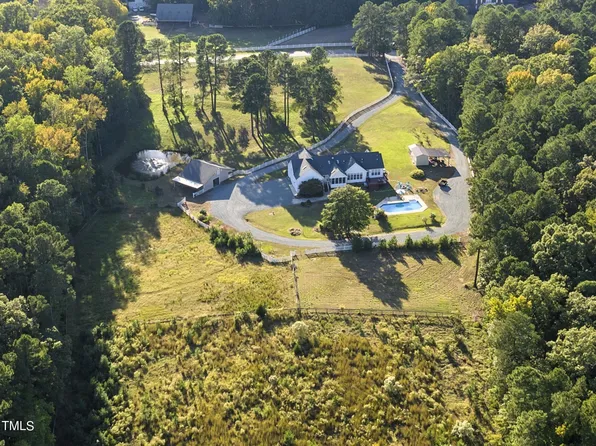 156 Markham Plantation, Apex, NC 27523