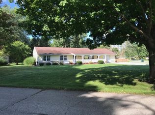 403 W Griffith St, Galveston, IN 46932