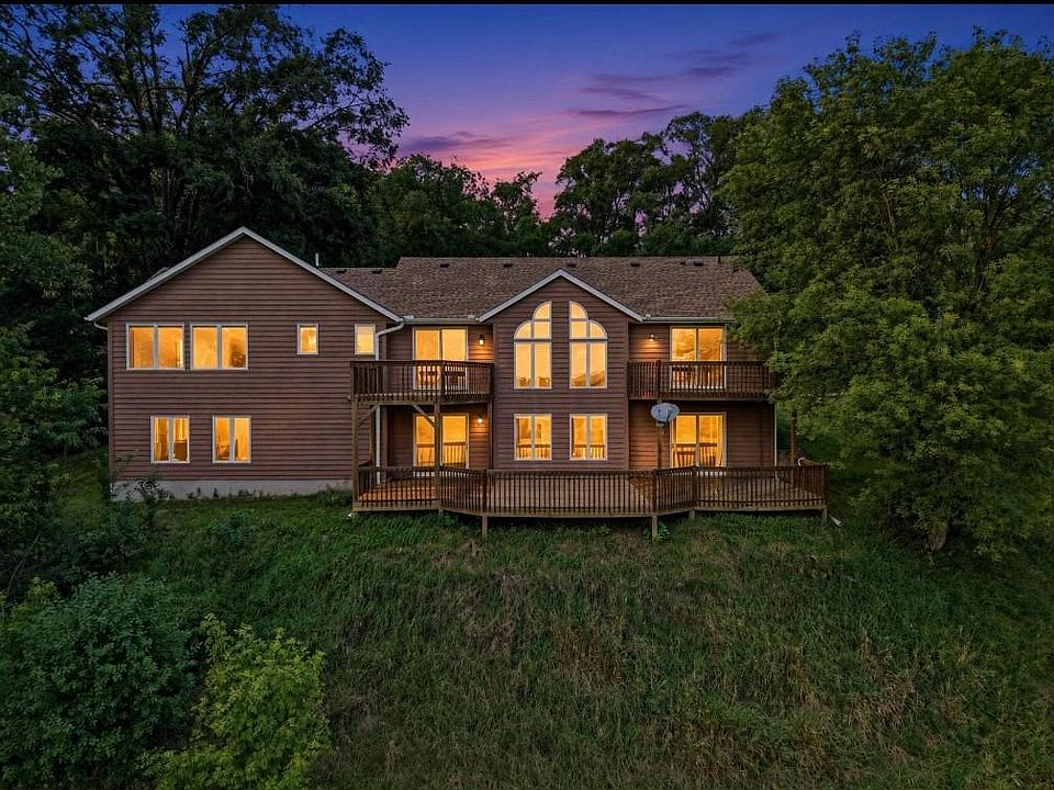 1st image of 9935 140th St E