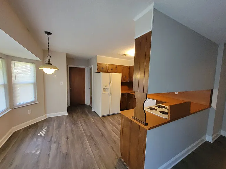 4460 Whisperwood Dr — Photo 8