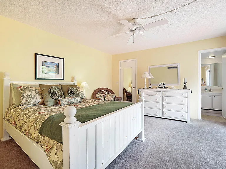 825 Center St #11C — Photo 19