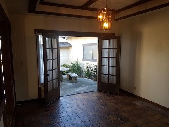 4th image of 1476 Belleville Way