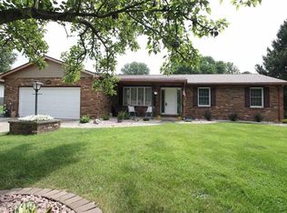 6409 Alpha Dr, Alton, IL 62002