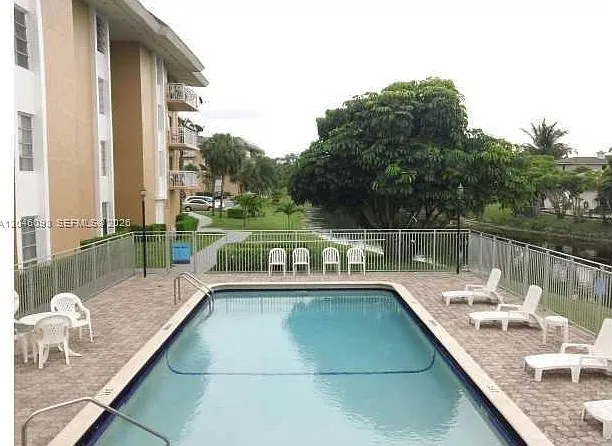 455 S Pine Island Rd #306C — Photo 3
