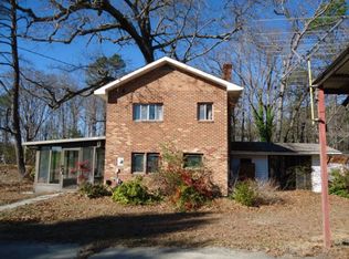 208 Gray Fox Ln, Sanford, NC 27332