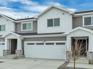 2566 N 2125 W, Clinton, UT 84015