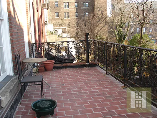 Rented by Halstead Real Estate | media 18