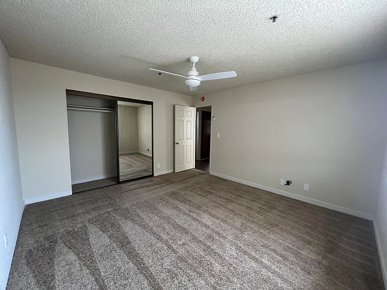 14115-21 S Kornblum Ave — Photo 21