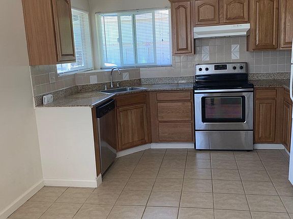 2nd image of 3793 Underwood Dr APT 1