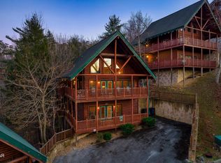 1721 Summit View Way, Sevierville, TN 37862