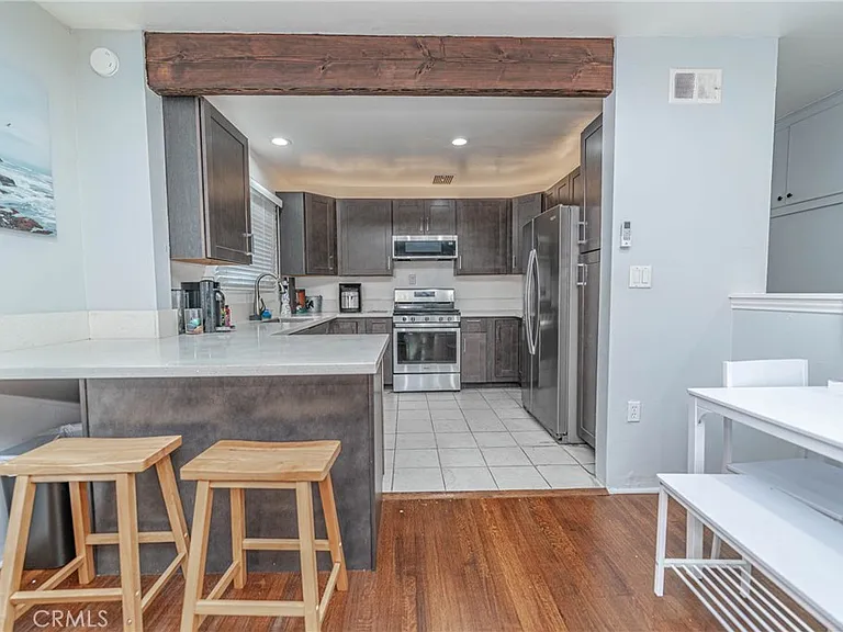 325 Cedar Ave #1 — Photo 9