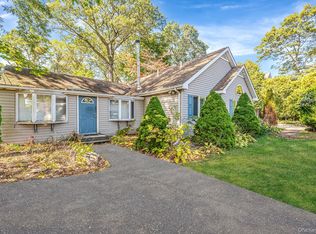 6 Sound Beach Blvd, Sound Beach, NY 11789