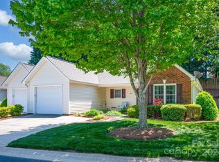 165 Oak Village Pkwy, Mooresville, NC 28117