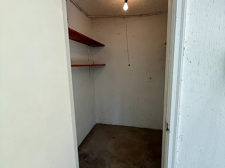 137 Main Ct — Photo 8