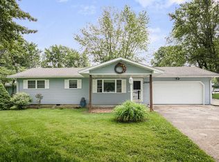 2616 W Woodlawn St, Springfield, MO 65803