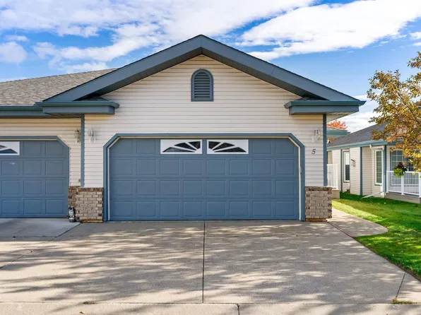 17418 98a Ave NW #5, Edmonton, AB T5T 6G2